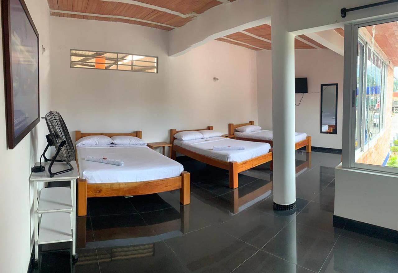 Hotel Bellavista Premium Villeta Dış mekan fotoğraf