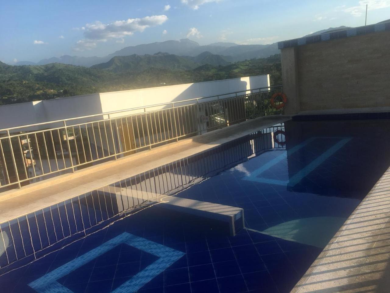 Hotel Bellavista Premium Villeta Dış mekan fotoğraf